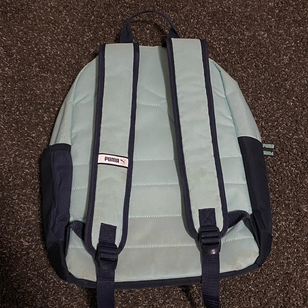 Puma Backpack 🎒 - Picture 3 of 3